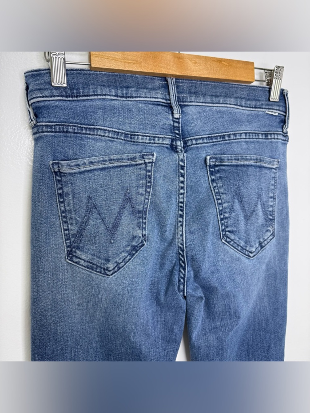 MOTHER The Weekender Fray Flare Denims Jeans - Picture 7 of 9